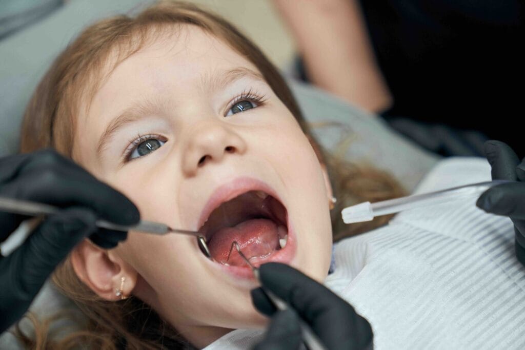 Perché cadono i denti da latte? 1 Perché cadono i denti da latte